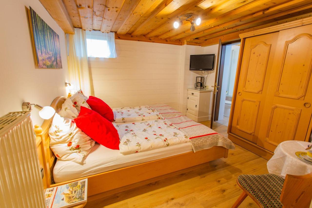 Bergidyll Top 1 Gartenwohnung Ramsau am Dachstein Exterior photo